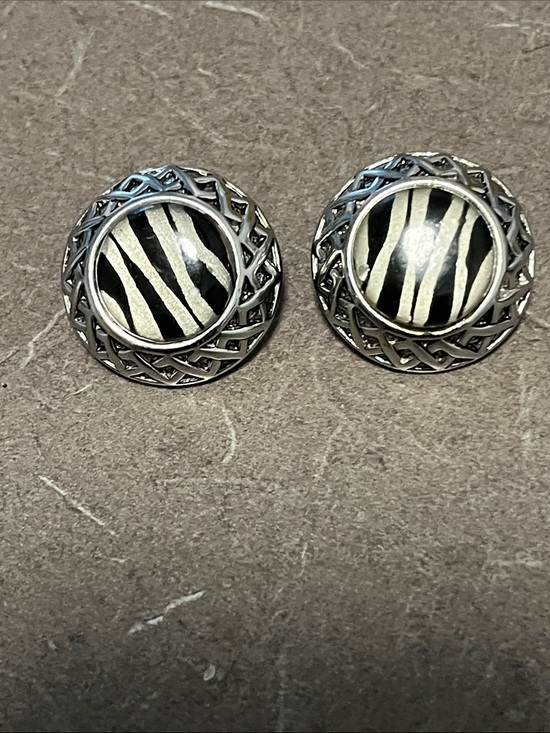 Jewelry - Silver tone Zebra Print Round Clip On Earrings - Black & White